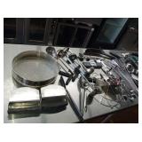 LOT OF UTENSILS