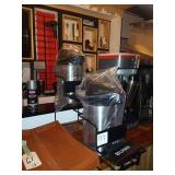 SET 2 BUNN AIR POTS WITH STAND