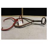 2 ICE TONGS 2 ICE TONGS