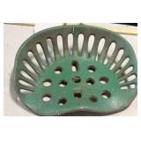 GREEN IMPLEMENT SEAT, 13 1/2"