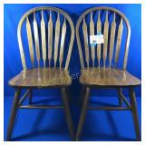 TWO SOLID OAK KITCHEN TABLE CHAIRS