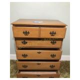 5-DRAWER MAPLE CHEST OF DRAWERS