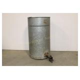 GALVANIZED METAL BUCKET WITH SPIGOT