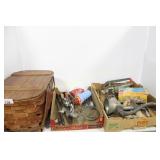 GROUPING OF KITCHENWARE AND PICINIC BASKET