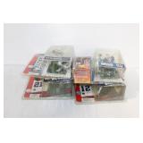 NFL PLAYERS INC. FIGURINES