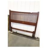 QUEEN SIZED BED FRAME