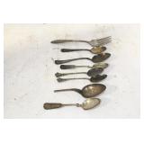 8 PIECES OF SILVER FLATWARE