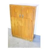 WOODEN 2 DOOR STORAGE CABINET