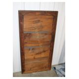 WALL HANGING MIRROR W/ DAMAGE