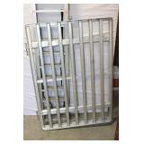TRI-FOLD METAL RAMP