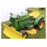 JOHN DEERE 110 LAWN TRACTOR