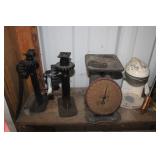 VARIOUS VINTAGE COLLECTABLES