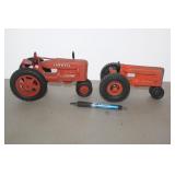 PLASTIC FARMALL TRACTOR & HUBBY TRACTOR