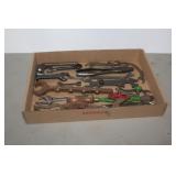 ASSORTMENT OF WRENCHES, DRILL