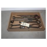 PLIERS, WRENCHES, OILER, SPECIALITY WRENCHES