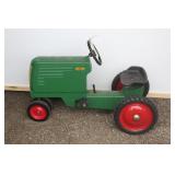 OLIVER 70 ROW CROP PEDAL TRACTOR