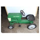 SPIRT OF OLIVER PEDAL TRACTOR