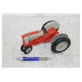 TOY TRACTOR- FORD 901 POWER MASTER