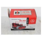 TOY TRACTOR - INTERNATIONAL