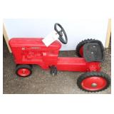 PEDDLE TRACTOR MCCORMICK DESIGN FARMALL