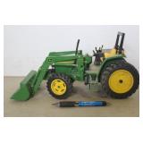 DIE CAST MODEL JOHN DEERE 640 TRACTOR
