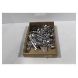 STAINLESS STEEL AND SOME SILVERPLATED FLATWARE