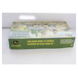 JOHN DEERE HO SCALE MODEL "B"  EXPRESS TRAIN