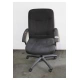 CLOTH UPHOLSTERED OFFICE CHAIR