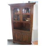 WOODEN CORNER HUTCH