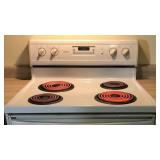 AMANA SELF-CLEANING OVEN