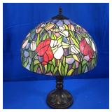 STAINED GLASS LAMP FLORAL DESIGN