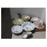 DECORATIVE GLASSWARE AND KITCHENWARE