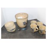 9 PIECES OF PFALTZGRAFF BLUE PAINTED STONEWARE