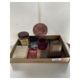 COLLECTIBLE ADVERTISING