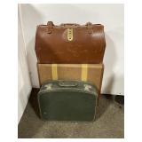 3 VINTAGE SUITCASES