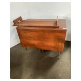 SPINDLE LEG DROP LEAF KITCHEN TABLE W/ LEAF