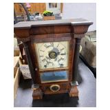 4 VINTAGE CLOCKS