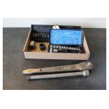 GROUPING OF SOCKET SETS