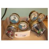 UNION CARBIDE  GAUGES