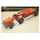 EUCLID MODEL TRACTOR AND EARTH TRAILER