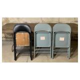 FOLDING TABLE & 7 METAL CHAIRS