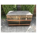 LARGE ANTIQUE TRUNK - NO TRAY