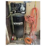 SANBORN UPRIGHT COMPRESSOR - DAMAGED