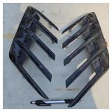 1973 CHALLENGER E BODY TRIM - FRONT FENDERS