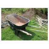 TRUE TEMPER WHEELBARROW