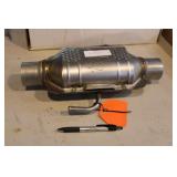 CATALYTIC CONVERTER - UNIVERSAL - NEW