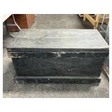 FLAT TOP TRUNK, 39"X20"X20"