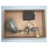 ANTIQUE CAR SPOTLIGHT & BATTERY