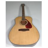 YAMAHA F325 ACOUSTIC GUITAR