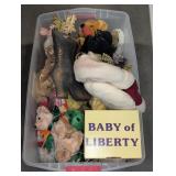 COLLECTION OF STUFFED ANIMALS